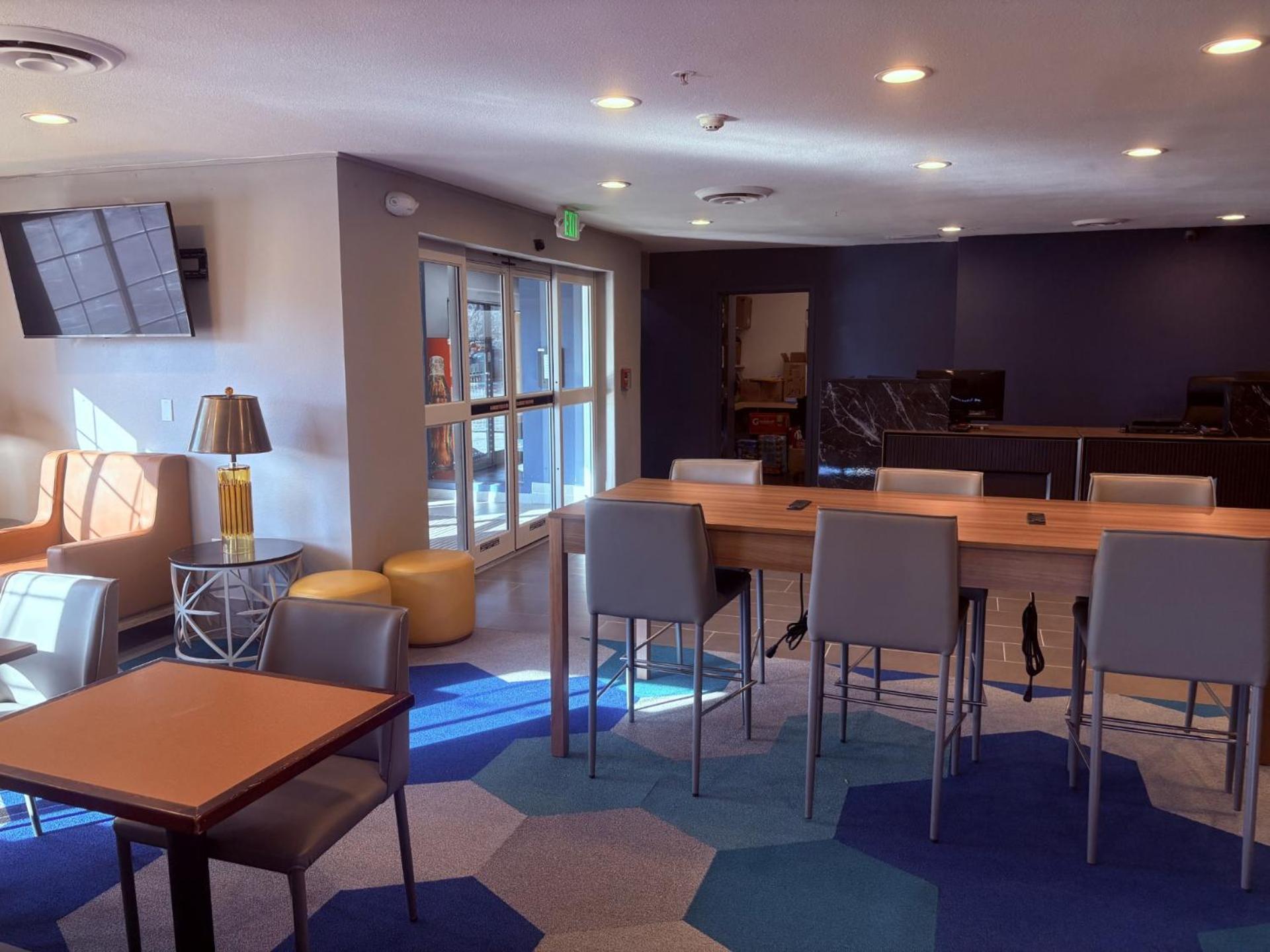 Microtel Inn&Suites DIA Denver Bagian luar foto